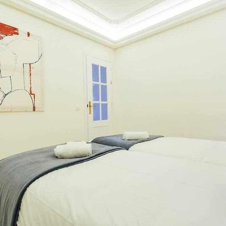 Apartamento Boutique Abades เซบีญา ภายนอก รูปภาพ